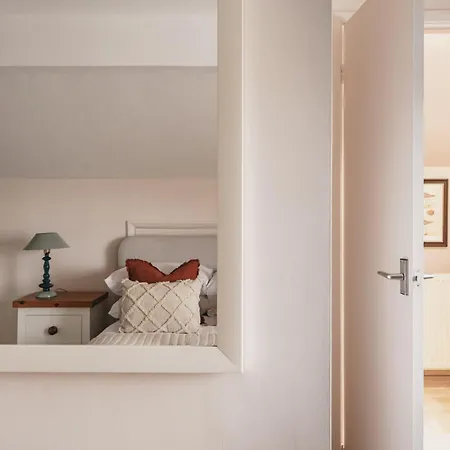 Sylvan Wood, Gorgeous Views Villa Kendal