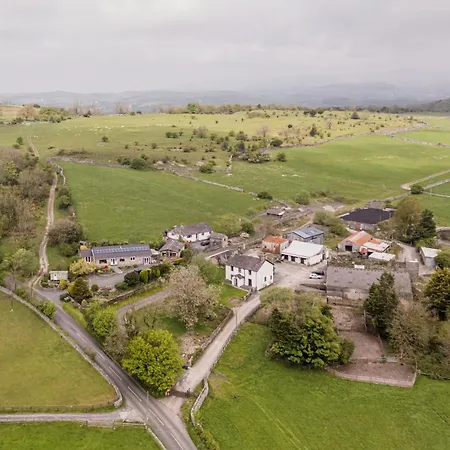 Sylvan Wood, Gorgeous Views, District,