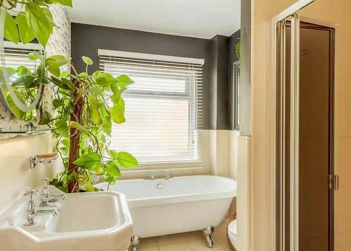 Sylvan Wood, Gorgeous Views * Kendal