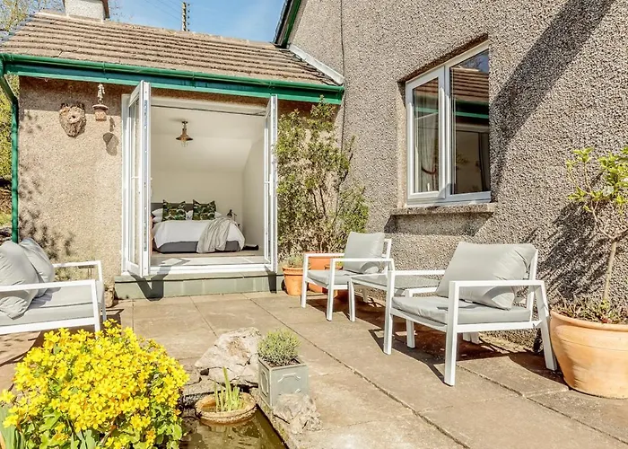 Sylvan Wood, Gorgeous Views