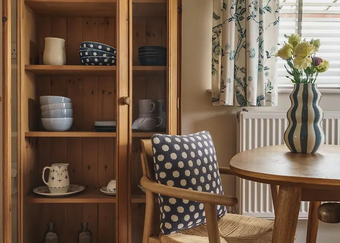 Sylvan Wood, Gorgeous Views