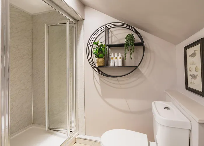 Sylvan Wood, Gorgeous Views Villa Kendal