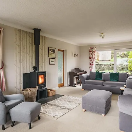 Sylvan Wood, Gorgeous Views, District, *